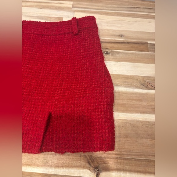 Zara Vibrant Red Textured Skirt - Picture 6 of 6